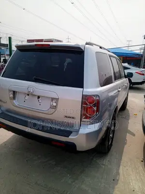 Honda Pilot 2005 Silver
