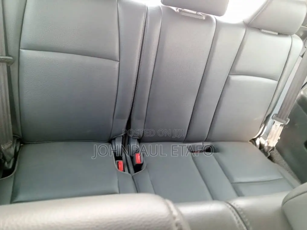 Honda Pilot 2005 Silver