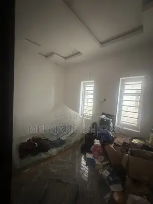 2 Bedroom Apartments and Mini Flats Apartments