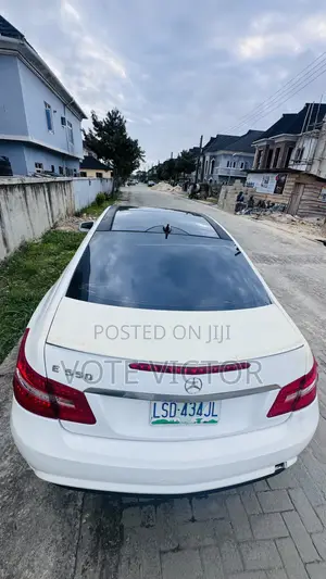 Mercedes-Benz E550 2010 White