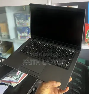 Laptop Dell Latitude 5300 8GB Intel Core i5 SSD 256GB