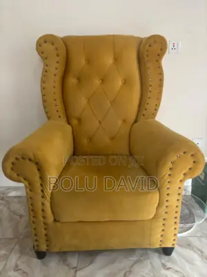 One Sitter Chair Clean