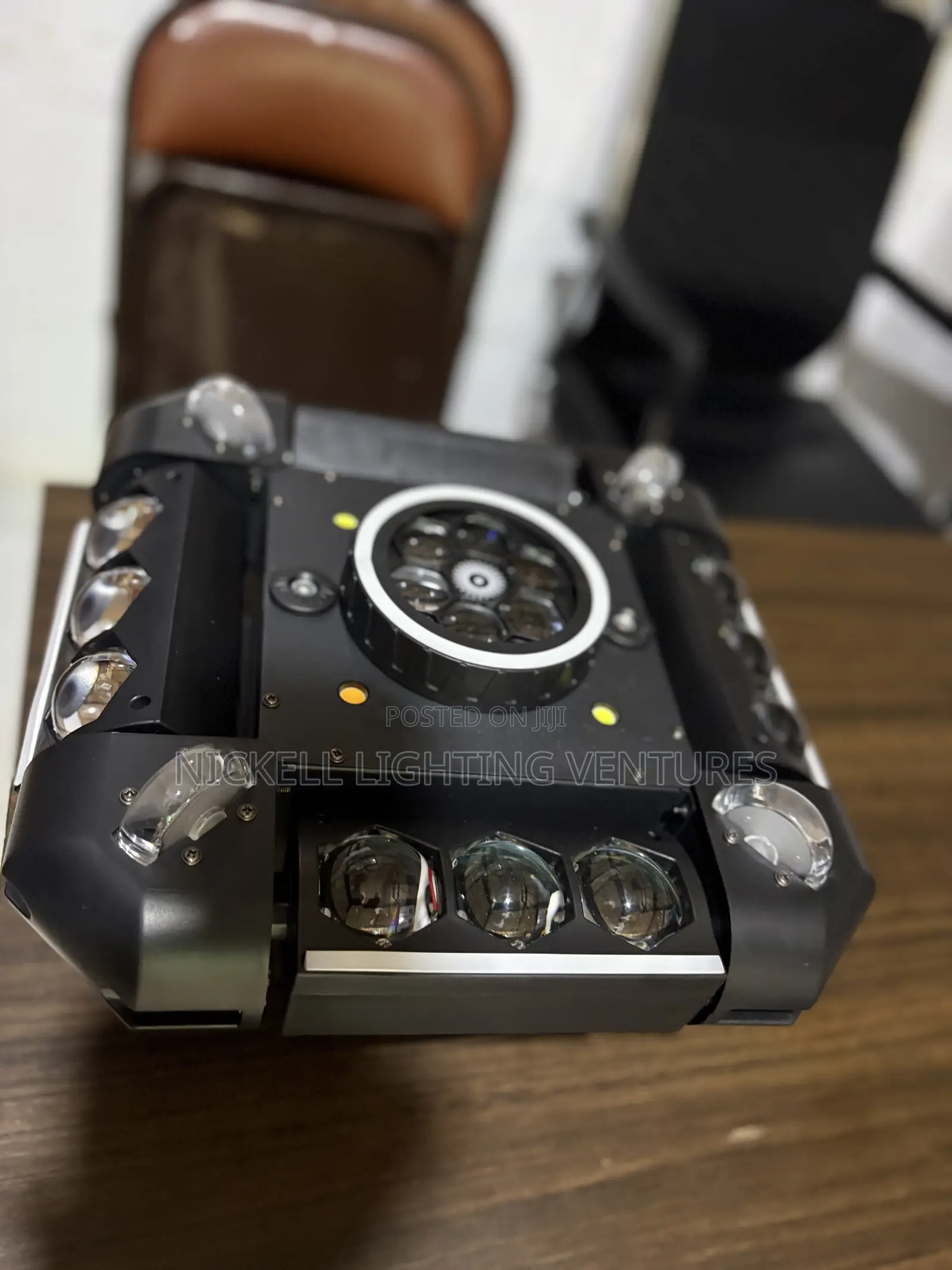 12 Storm Bee Eye Moving Head Light