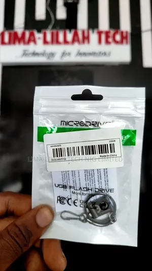 128 GB USB Flash Drive