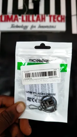 128 GB USB Flash Drive
