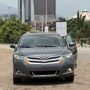 Toyota Venza XLE 2012 Gray