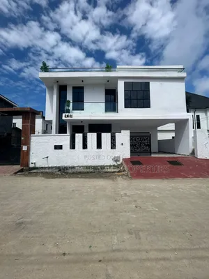 4bdrm Duplex in Ikota for rent