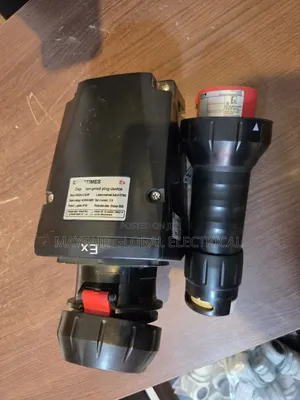 Eaton Crouse-Hinds Series CEAG Explosion-Proof Plug and Socket Device