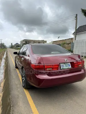 Honda Accord 2005 Red
