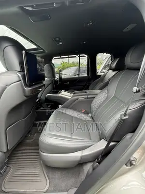 Lexus LX 2024 Silver