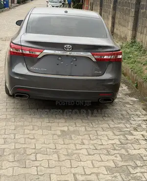 Toyota Avalon XLE Touring 4dr Sedan (3.5L 6cyl 6A) 2014 Gray