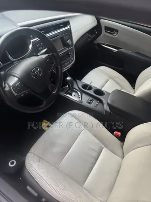 Toyota Avalon XLE Touring 4dr Sedan (3.5L 6cyl 6A) 2014 Gray