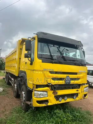 Howo 12tyre Truck