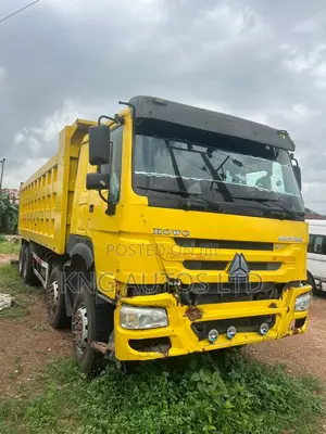 Howo 12tyre Truck