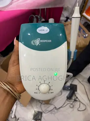 Woodpecker UDS-J Dental Ultrasonic Scaler