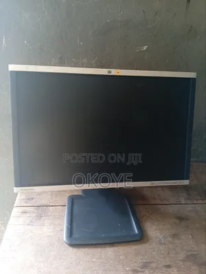 HP Compaq LA2405x