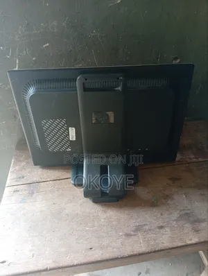 HP Compaq LA2405x