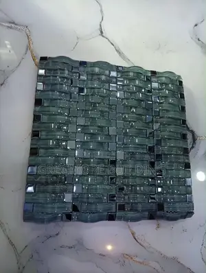 Curve Mosaic Glass