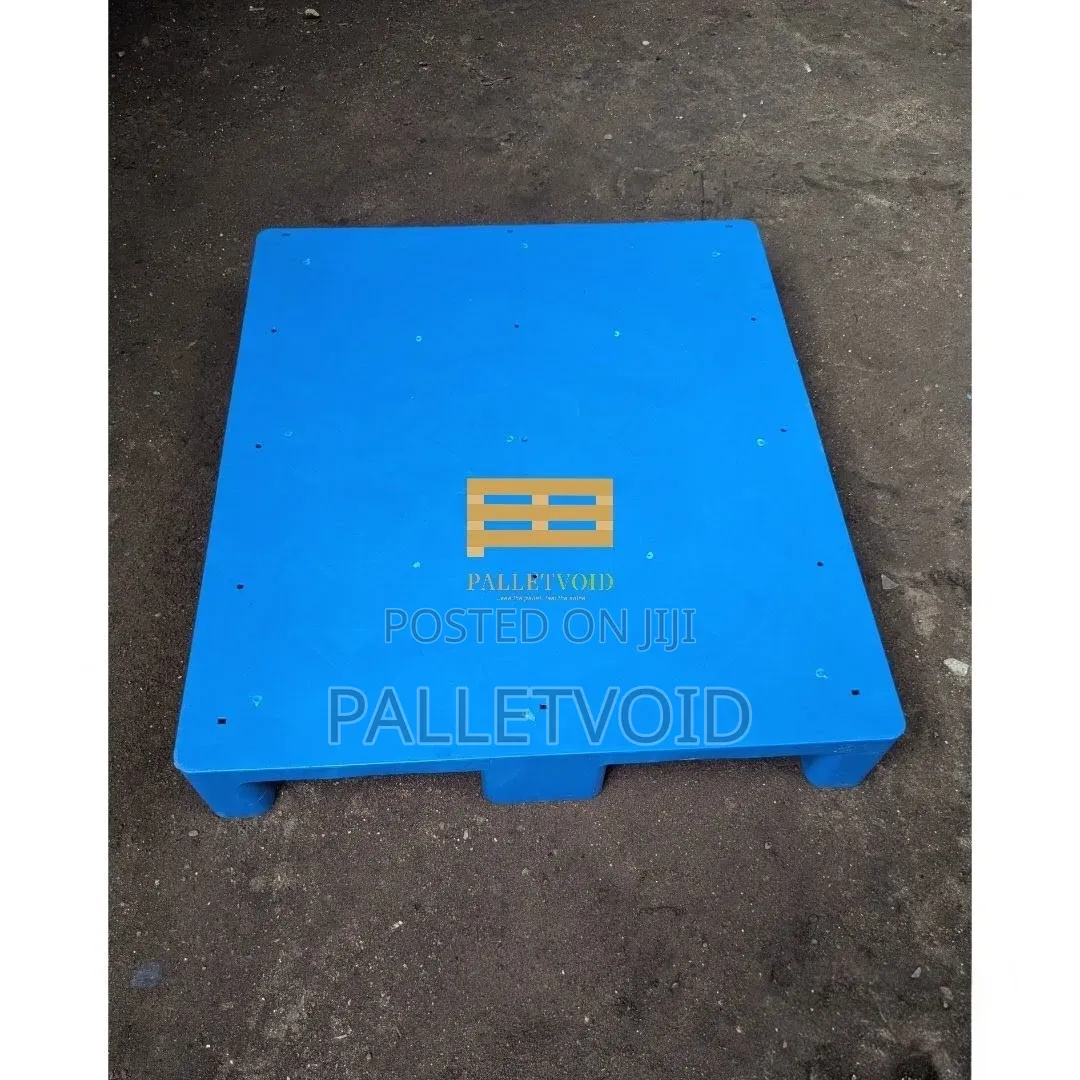 Plastic Pallet Engineered for Warehouses and Logistics