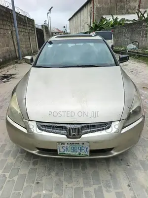 Honda Accord 2003 Gold