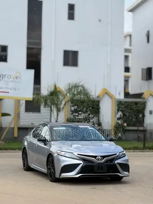 Toyota Camry XSE 2023 Silver