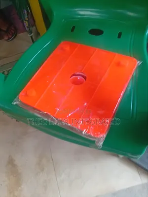 70cm Foldable Emergency Reflective Traffic Safety Cone