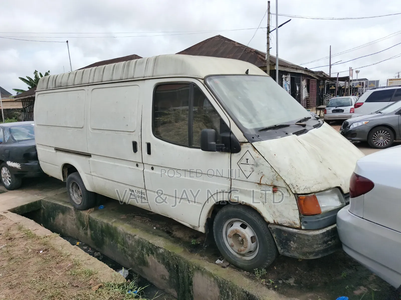 Ford Transit 2005 White