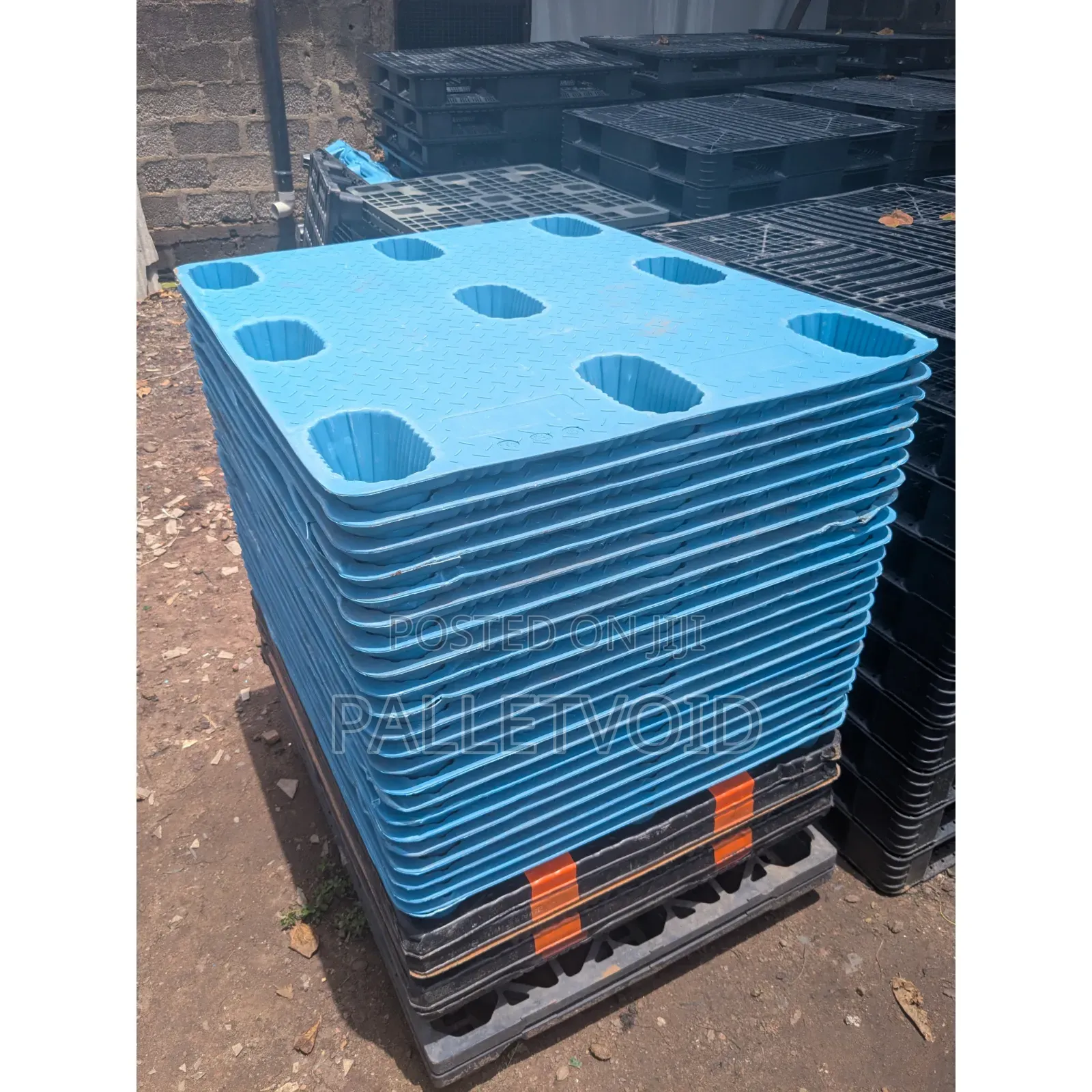 Plastic Pallet Engineered for Warehouses and Logistics