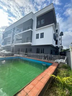 2bdrm Apartment in Lekki Phase 2 for rent