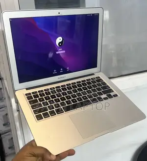 Laptop Apple MacBook Air 2017 8GB Intel Core i5 SSD 128GB