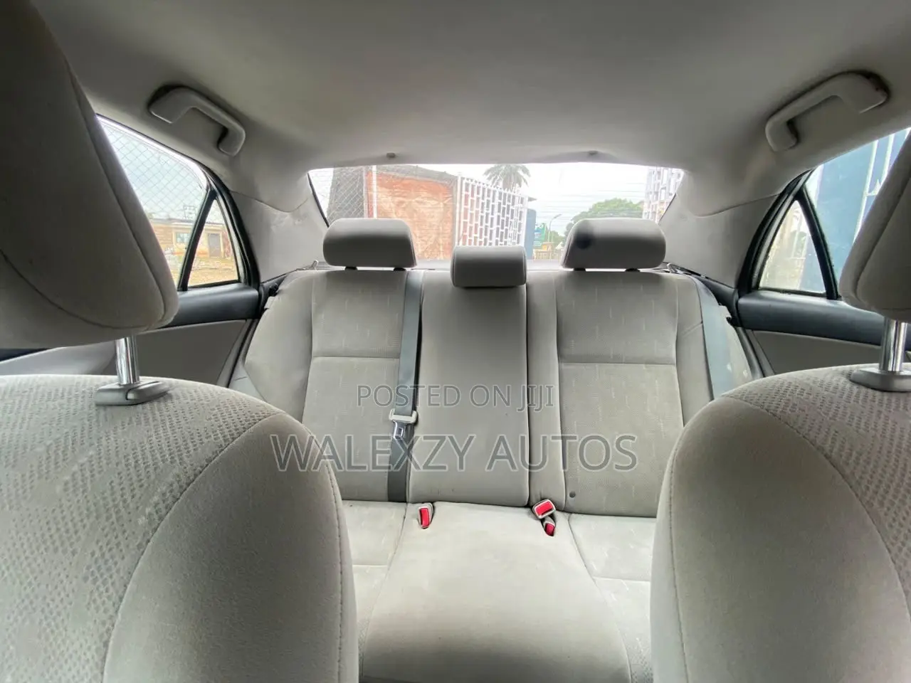 Toyota Corolla 2012 Silver