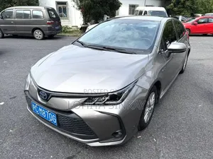 Toyota Corolla LE 2023 Silver
