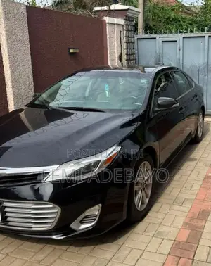 Toyota Avalon 2016 Black