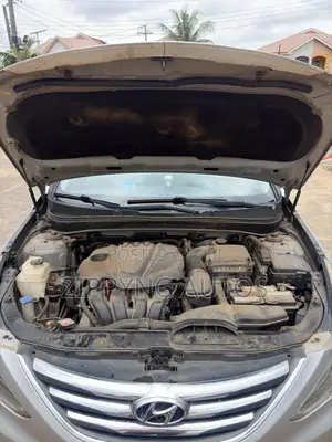 Hyundai Sonata Limited PZEV 4dr Sedan (2.4L 4cyl 6A) 2014 Silver