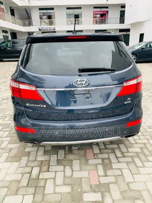 Hyundai Santa Fe 2016 Black