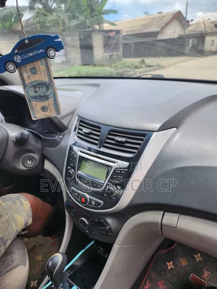 Hyundai Accent GS 2013 Gray