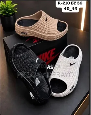 Quality Nike R-210 Recovery Slides - Unisex