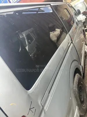 Toyota HiAce 2011 Silver