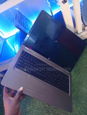 Laptop HP Stream Notebook 4GB Intel Core i3 HDD+SSD 320GB