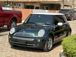 Mini Cooper 2001 Green