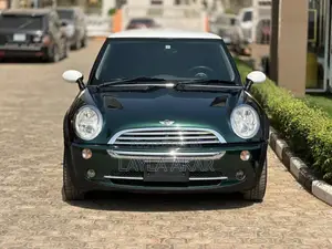 Mini Cooper 2001 Green