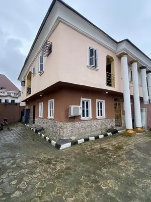 5bdrm Duplex in Divine Estate for sale