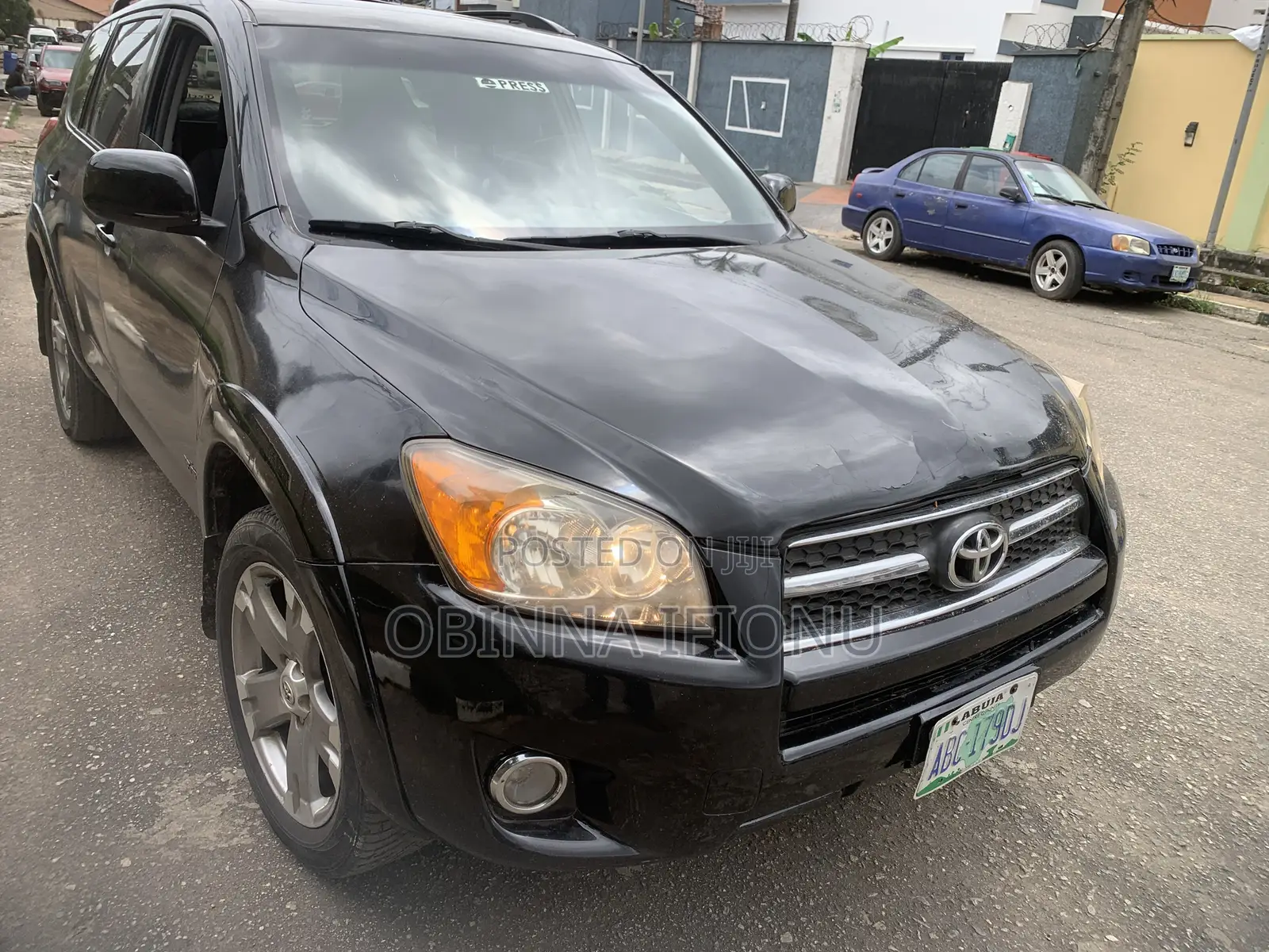 Toyota RAV4 2010 Black