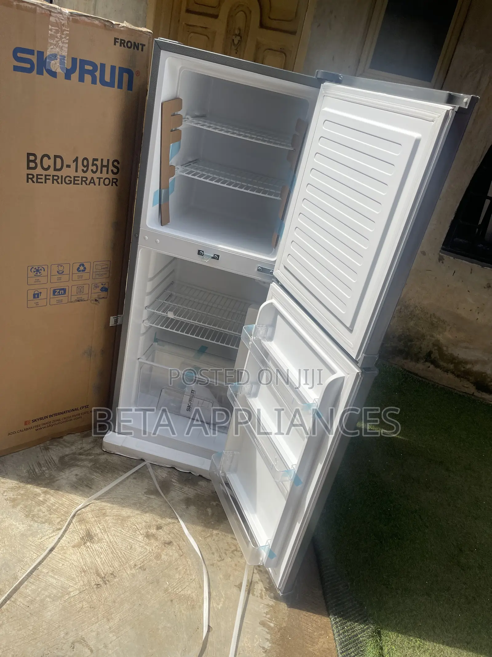 Skyrun 2 Door Top Mount Fridge 195L