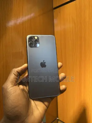 Apple iPhone 11 Pro Max 64 GB Graphite