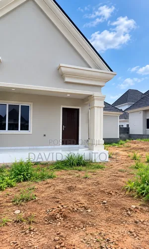 4bdrm Bungalow in FHA for sale