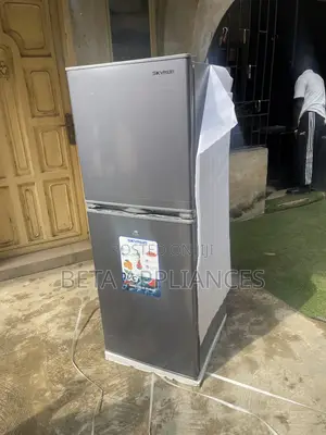 Skyrun 195L Family Refrigerator