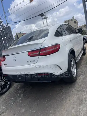 Mercedes-Benz GLE-Class 2019 White