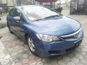Honda Civic 2006 Blue