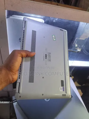 Laptop Dell Latitude 3310 2-in-1 8GB Intel Core i5 SSD 256GB